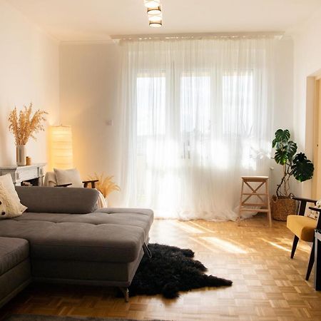 Firpo Apartman Eger Buitenkant foto